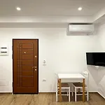 Klea B Apartments